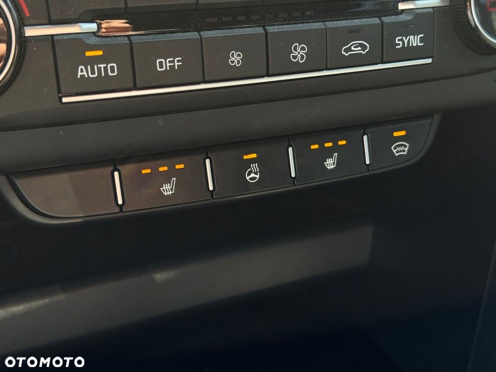 Kia XCeed 1.5 T-GDI Business Line - 14