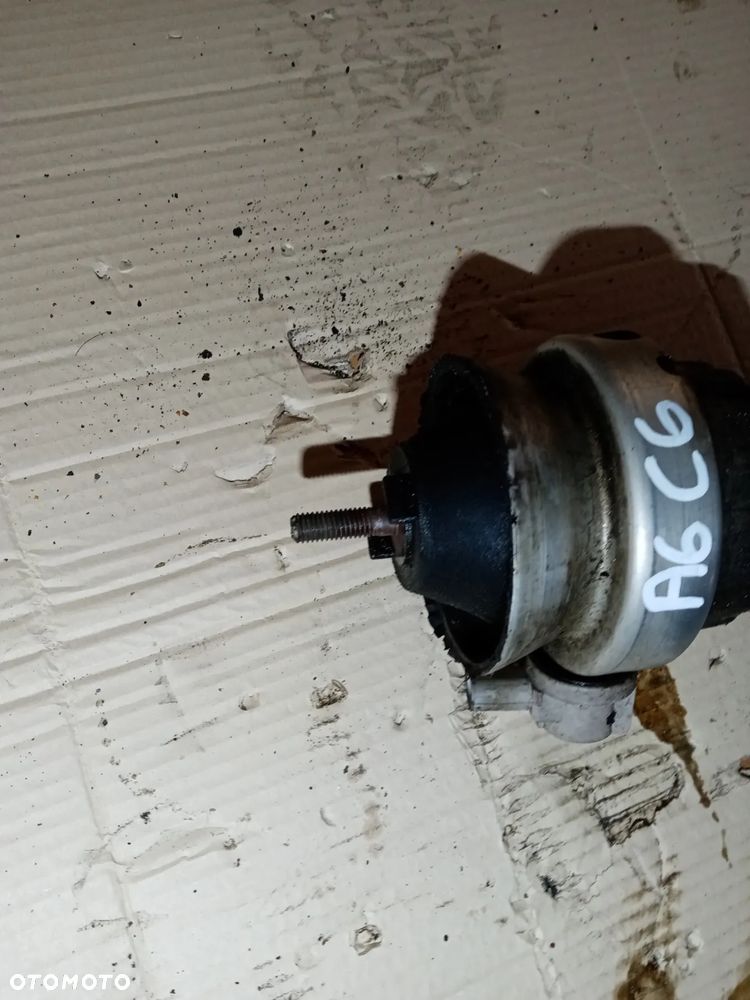 Poduszka silnika z czujnikiem Audi A6 C6 2.0 TDI 4F0199379G - 3