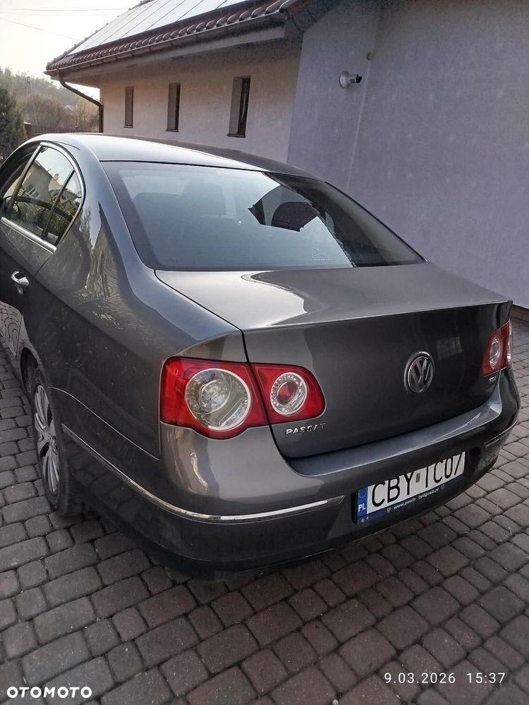 Volkswagen Passat 1.9 TDI DPF Trendline - 2