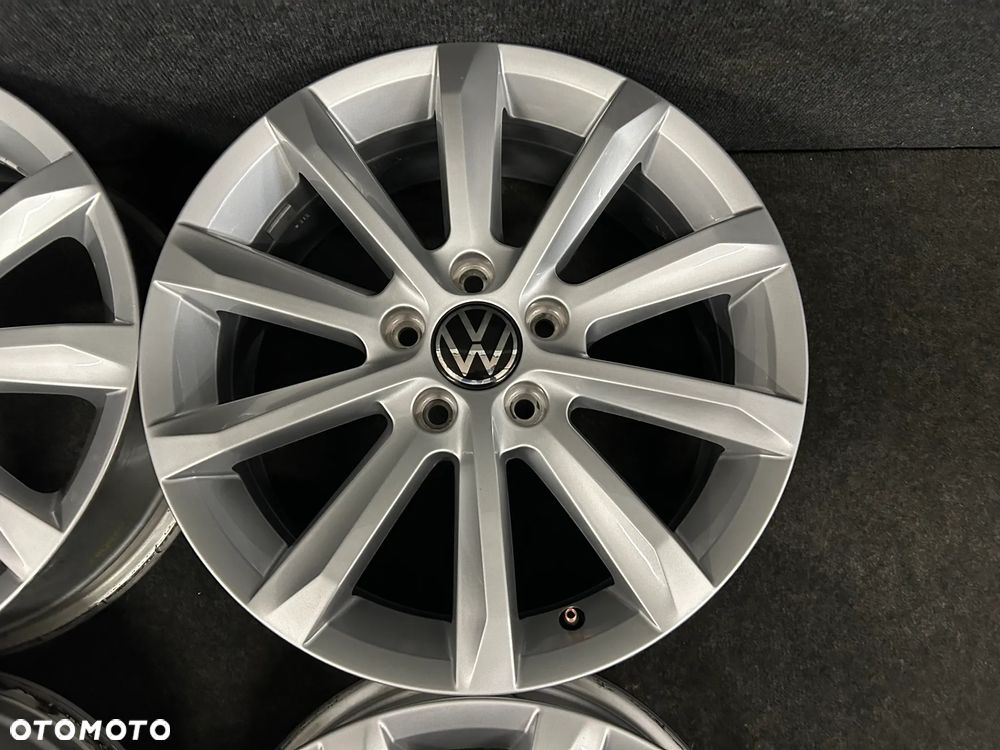 Alufelgi VW Passat B8, B7, Touran, Golf 7, 8 17 cali 5x112 4szt. Ładne! - 10