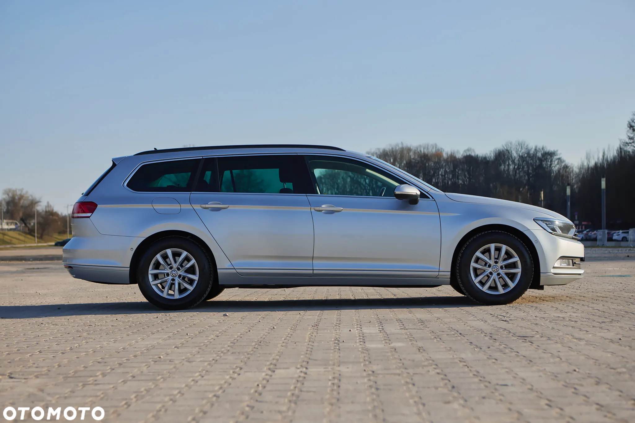 Volkswagen Passat 2.0 TDI BMT Comfortline DSG - 5