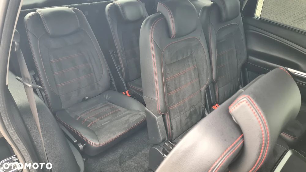 Ford S-Max 2.0 TDCi DPF Titanium - 38