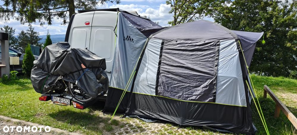 Renault Trafic - 21