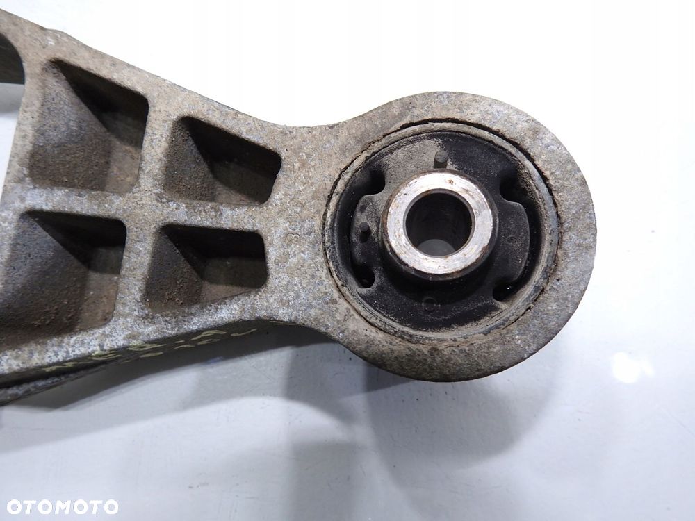 ŁAPA PODUSZKA SKRZYNI OPEL MERIVA A 1.6 16V - 4