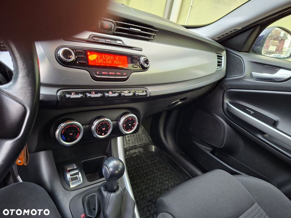 Alfa Romeo Giulietta 2.0 JTDM 20V TCT Lusso - 8