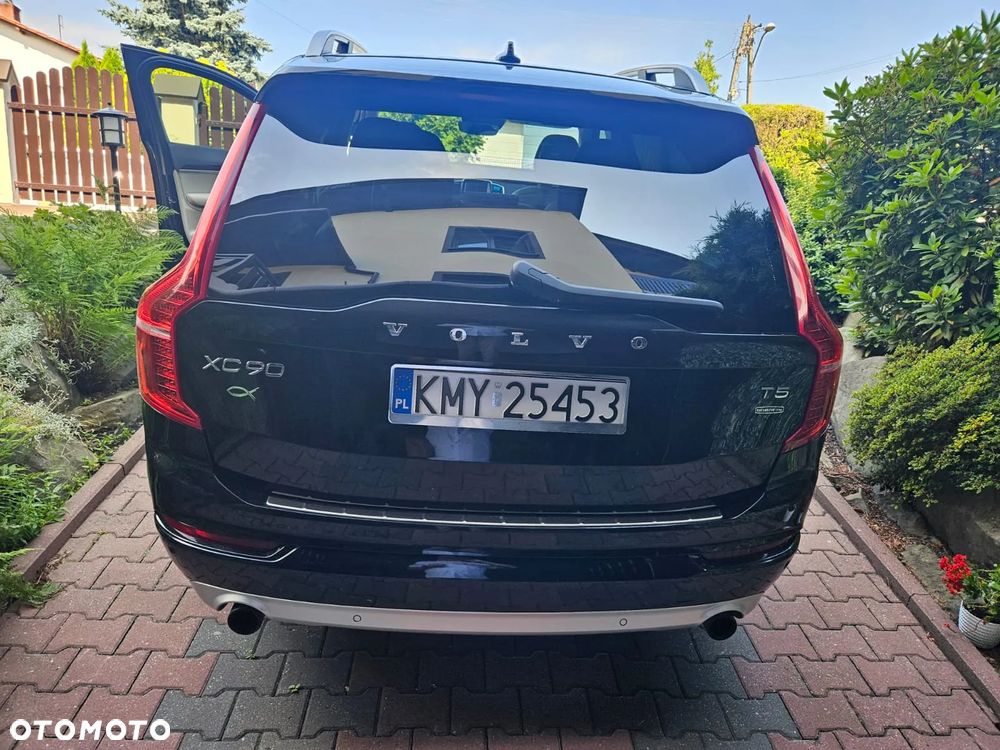 Volvo XC 90 - 4