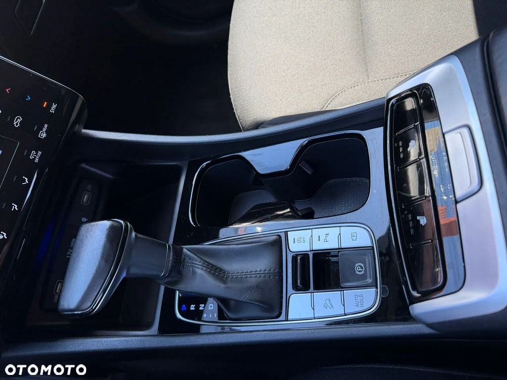 Hyundai Tucson 1.6 CRDi 48V-Hybrid 2WD DCT Trend - 17