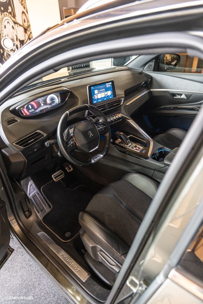 Peugeot 5008 - 21