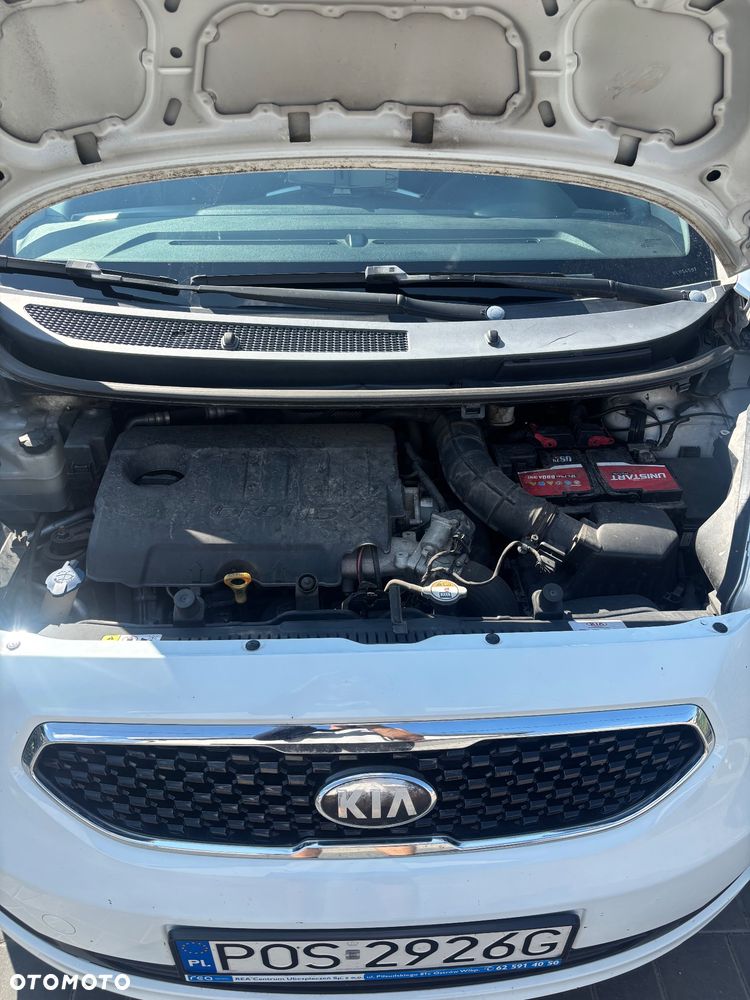 Kia Venga - 8
