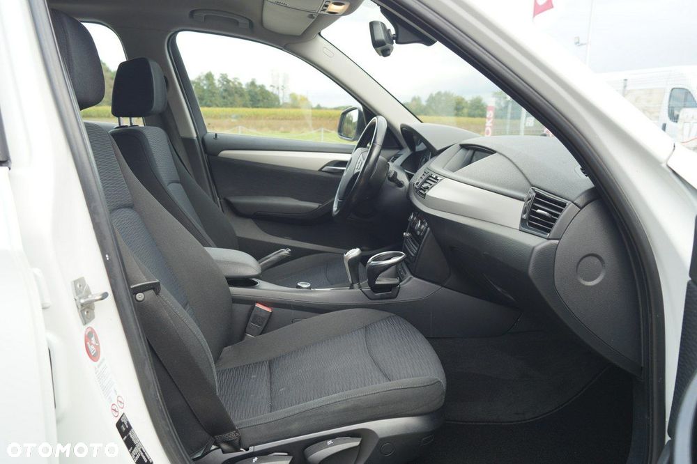 BMW X1 sDrive18d - 12