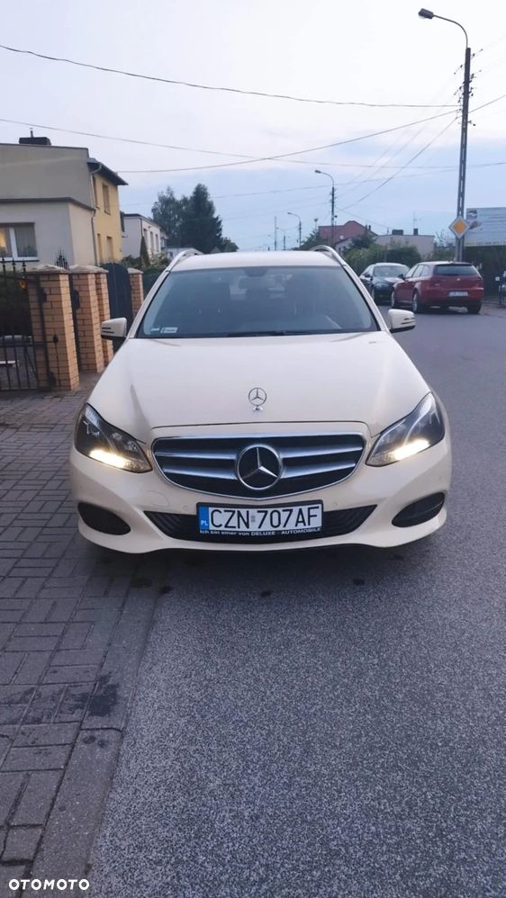 Mercedes-Benz Klasa E 200 BlueTEC 7G-TRONIC Classic - 22