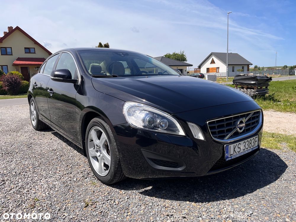 Volvo S60 D3 Geartronic Momentum - 3
