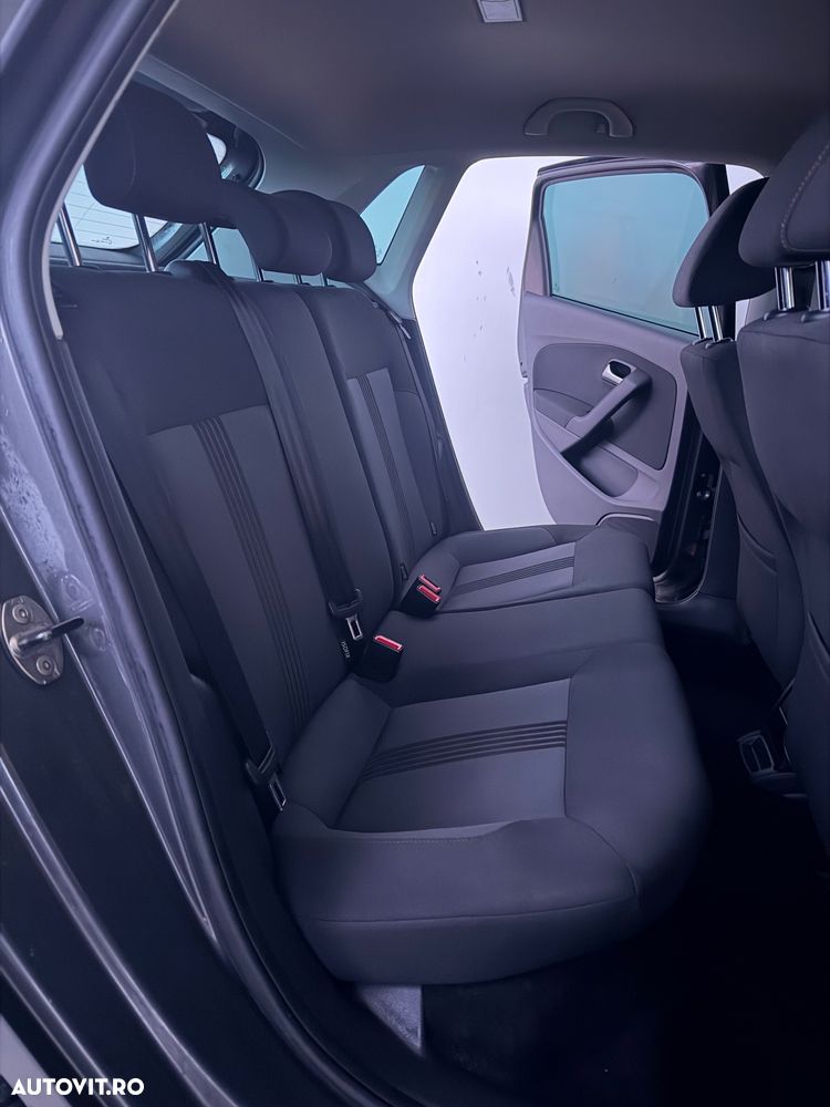 Volkswagen Polo 1.4 TDI Blue Motion Technology Allstar - 30