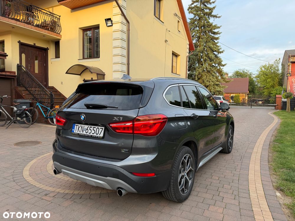 BMW X1 xDrive25d Advantage - 18