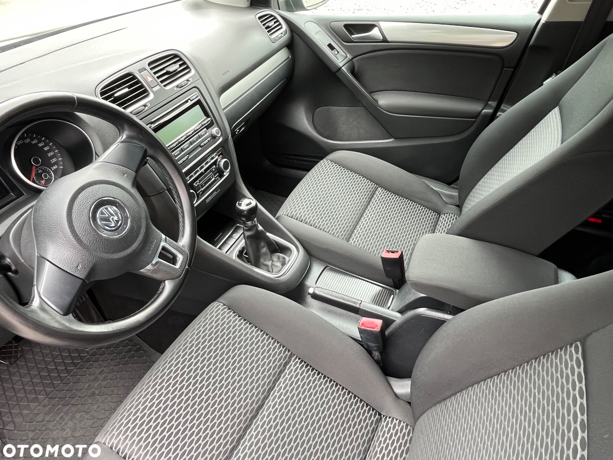 Volkswagen Golf VI 1.6 Highline - 24