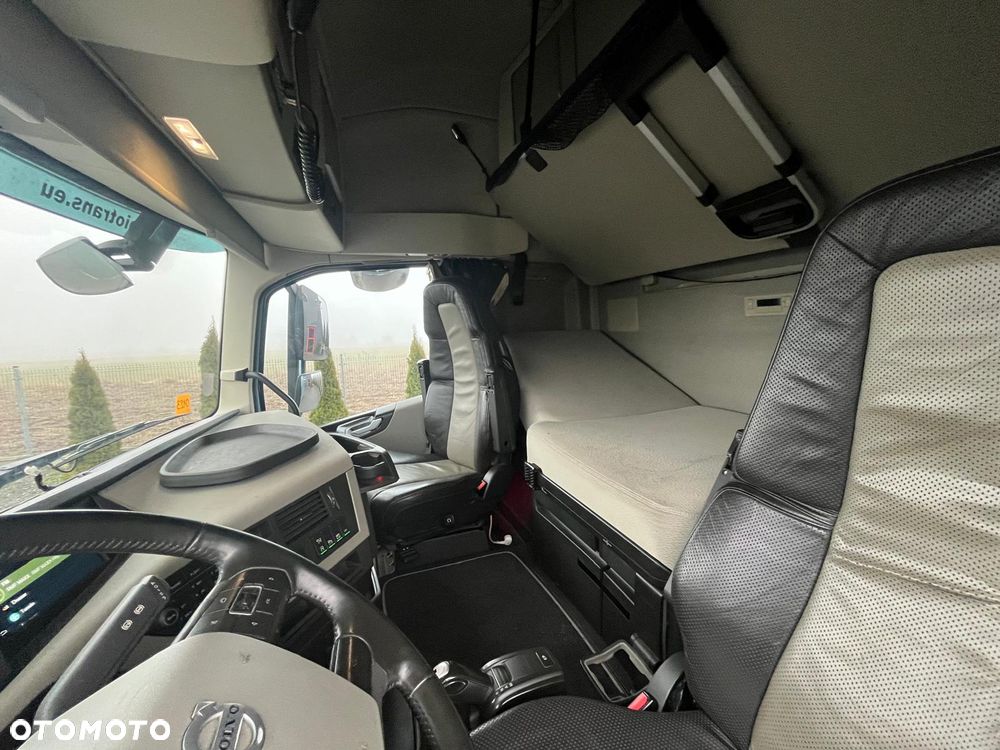 Volvo FH 500 / WERSJA LIMITOWANA / PEŁEN SERWIS / GLOBETROTTER XL / XENON - 20