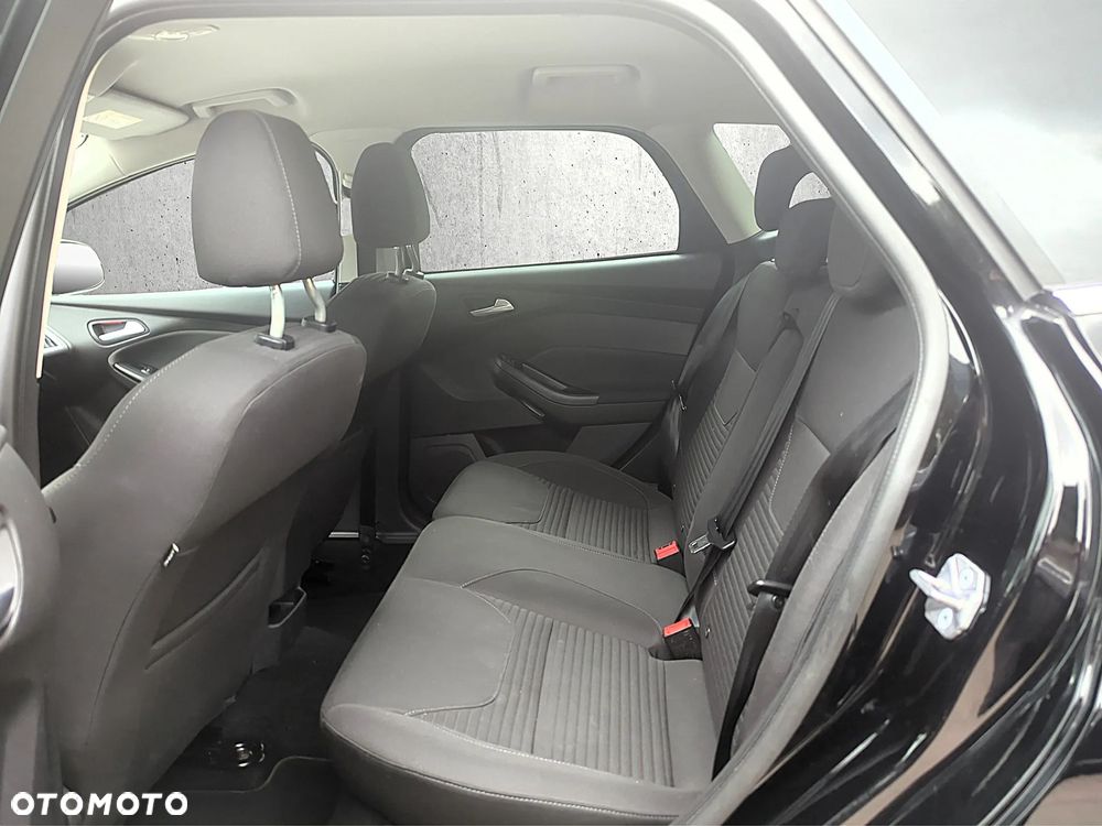 Ford Focus 1.0 EcoBoost Start-Stopp-System TITANIUM DESIGN - 13