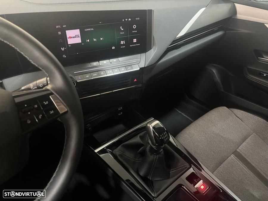 Opel Astra 1.2 T Elegance - 15