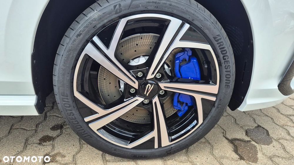 Volkswagen Golf 2.0 TSI 4Motion R DSG - 10