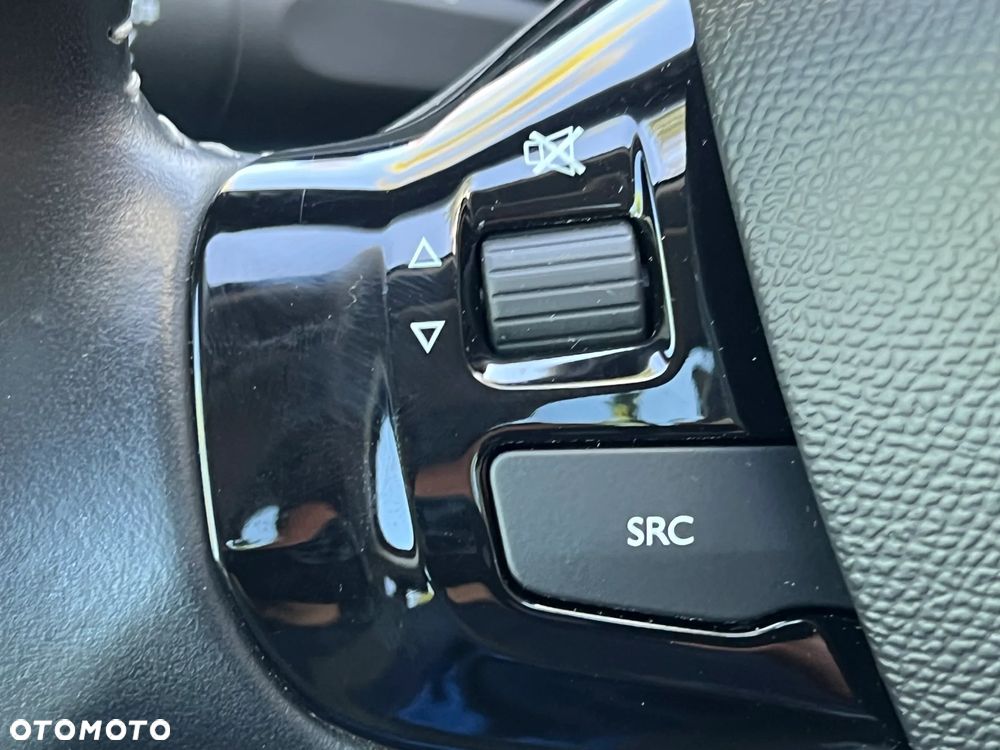 Peugeot 308 1.2 PureTech Allure S&S - 19