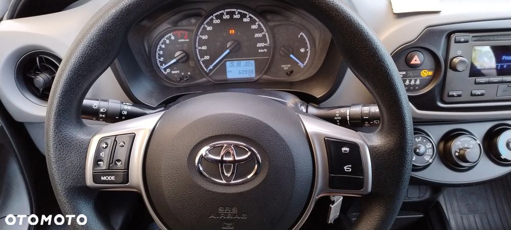 Toyota Yaris 1.0 Active EU6 - 31