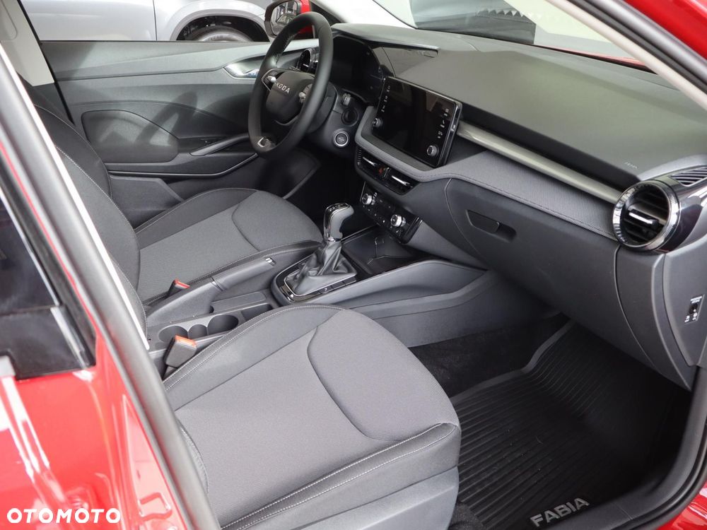Skoda Fabia - 6