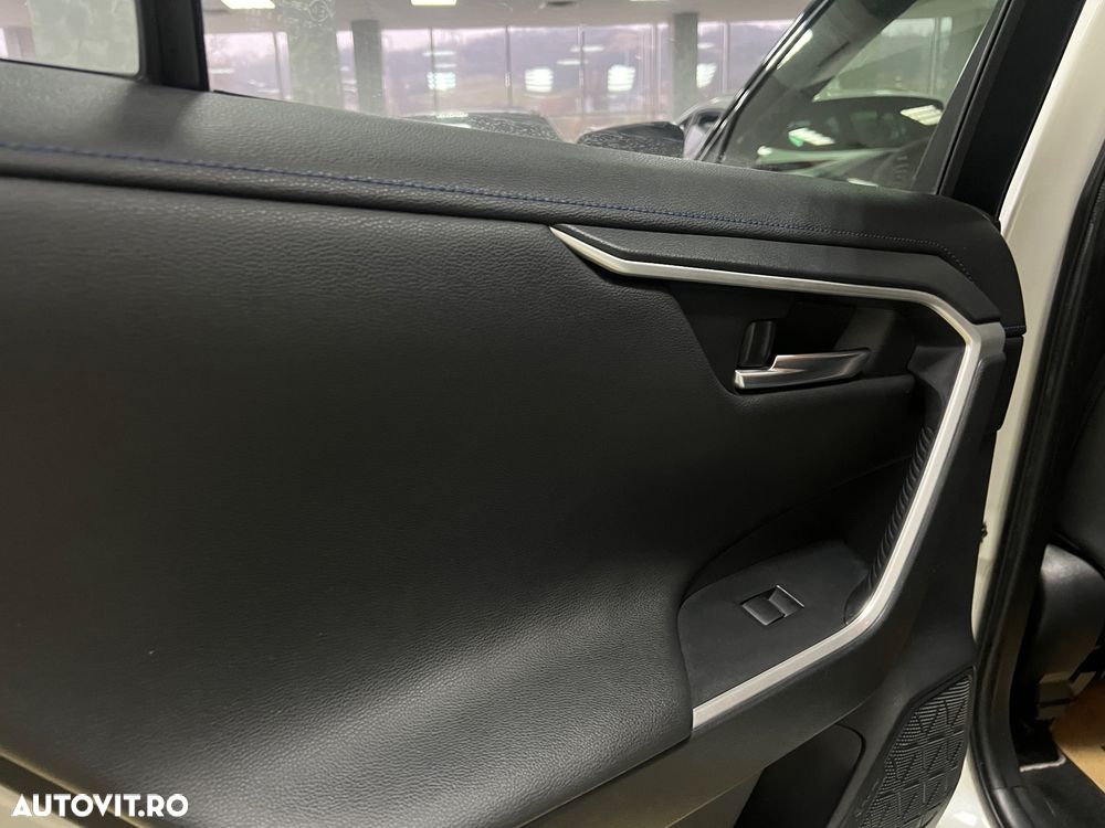 Toyota RAV4 2.5 4x4 Hybrid Style Selection - 21