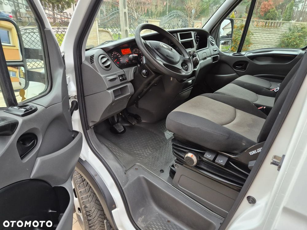Iveco DAILY 35C15 KONTENER 4.20 WINDA  KLIMA - 17