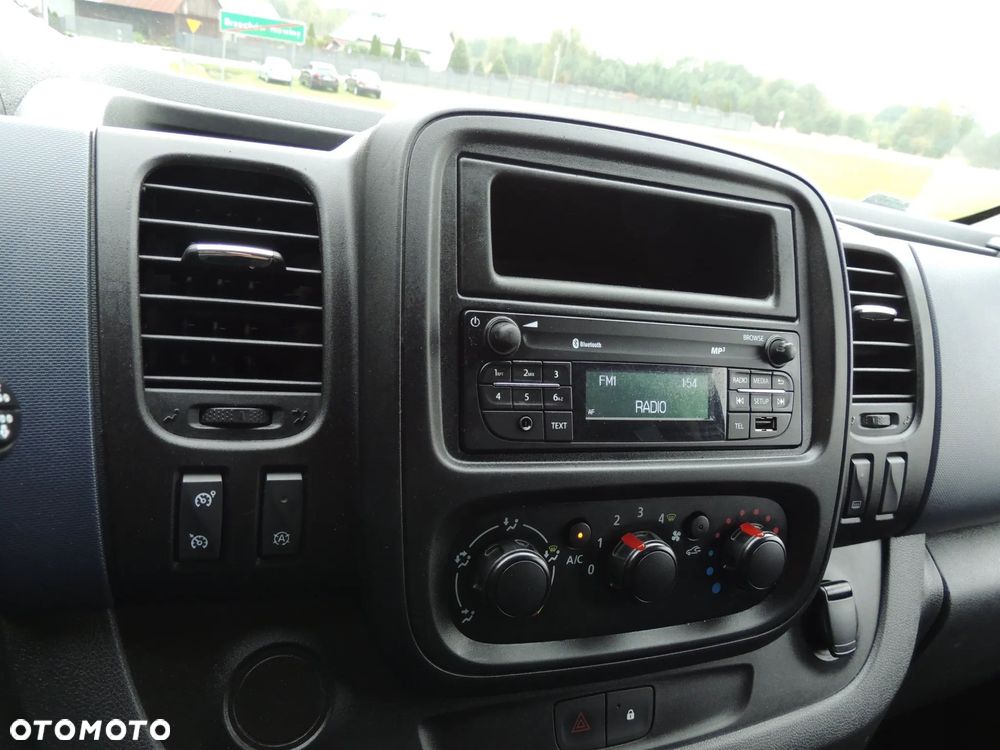 Opel Vivaro L2H1 2,9t Elegance - 15