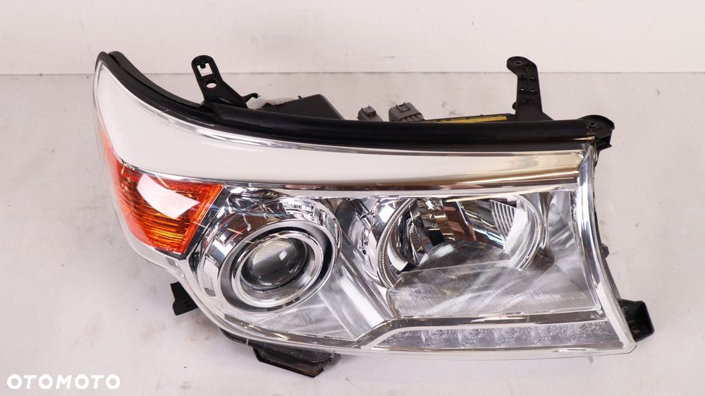 TOYOTA LAND CRUISER 200 LAMPA PRAWA PRZÓD LIFT - 5