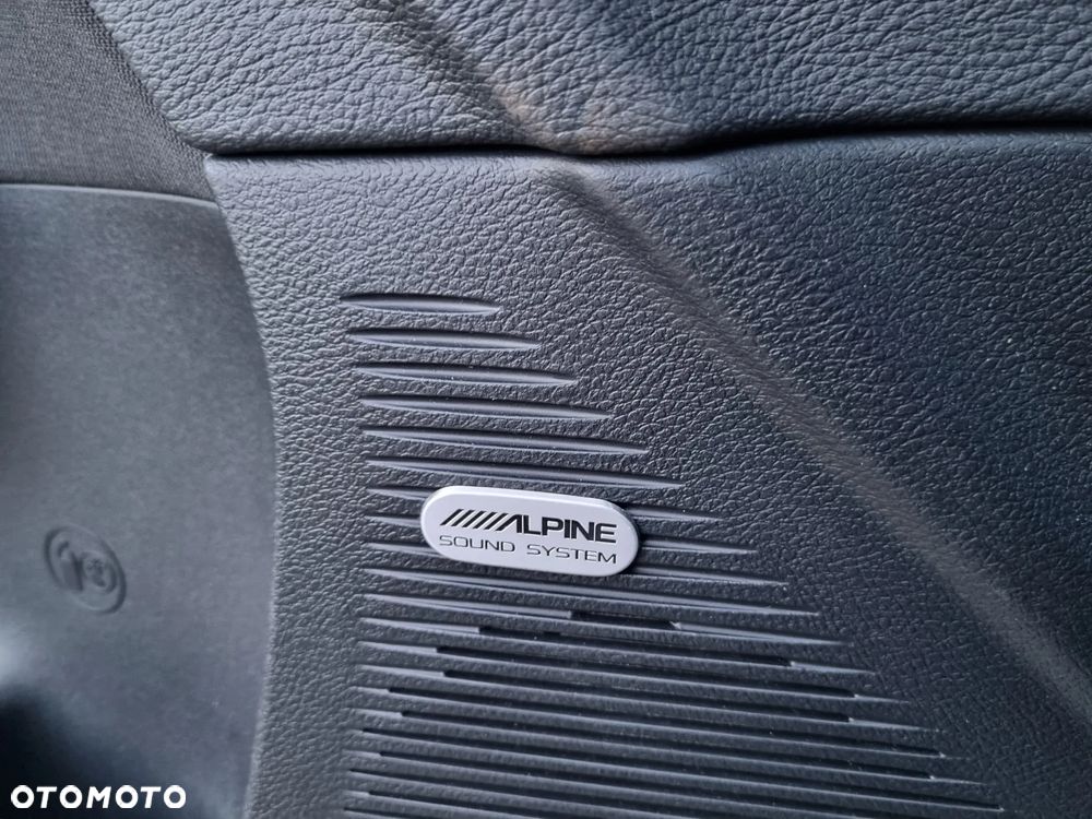 Dodge Challenger 6.4 Scat Pack - 34