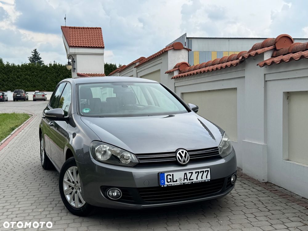 Volkswagen Golf - 2