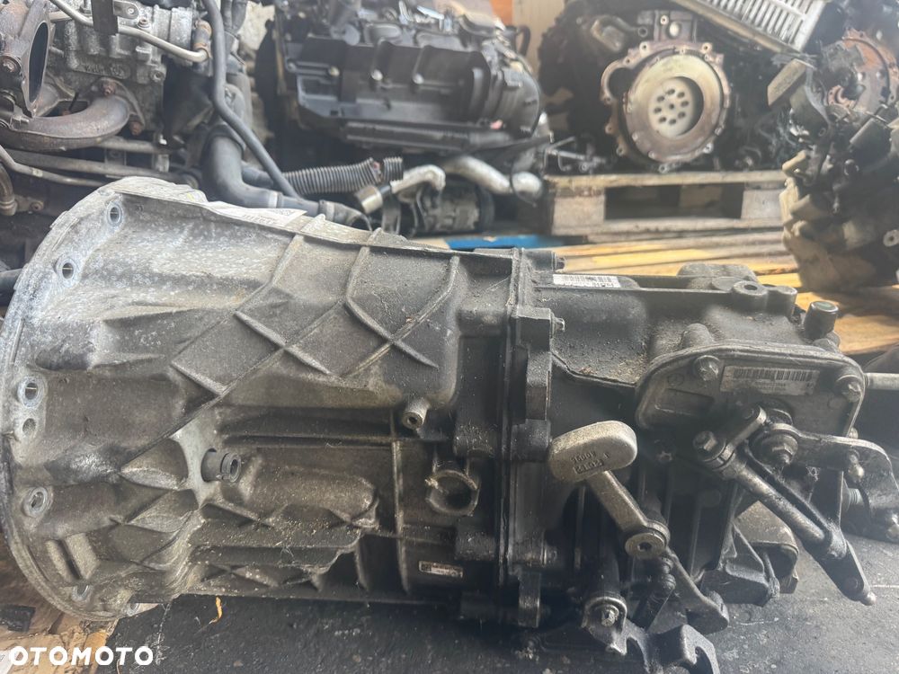 Skrzynia Mercedes a906260720000 a9062611001 r9062610003 - 3