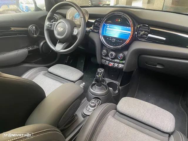 MINI 5 Portas Cooper Aut. - 31