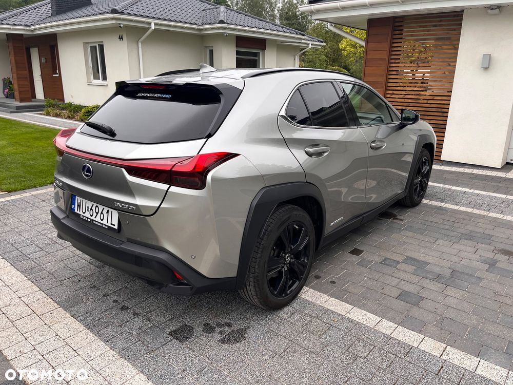 Lexus UX 250h Prestige 2WD - 3