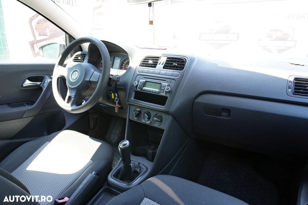 Volkswagen Polo 1.2 Attractive - 8