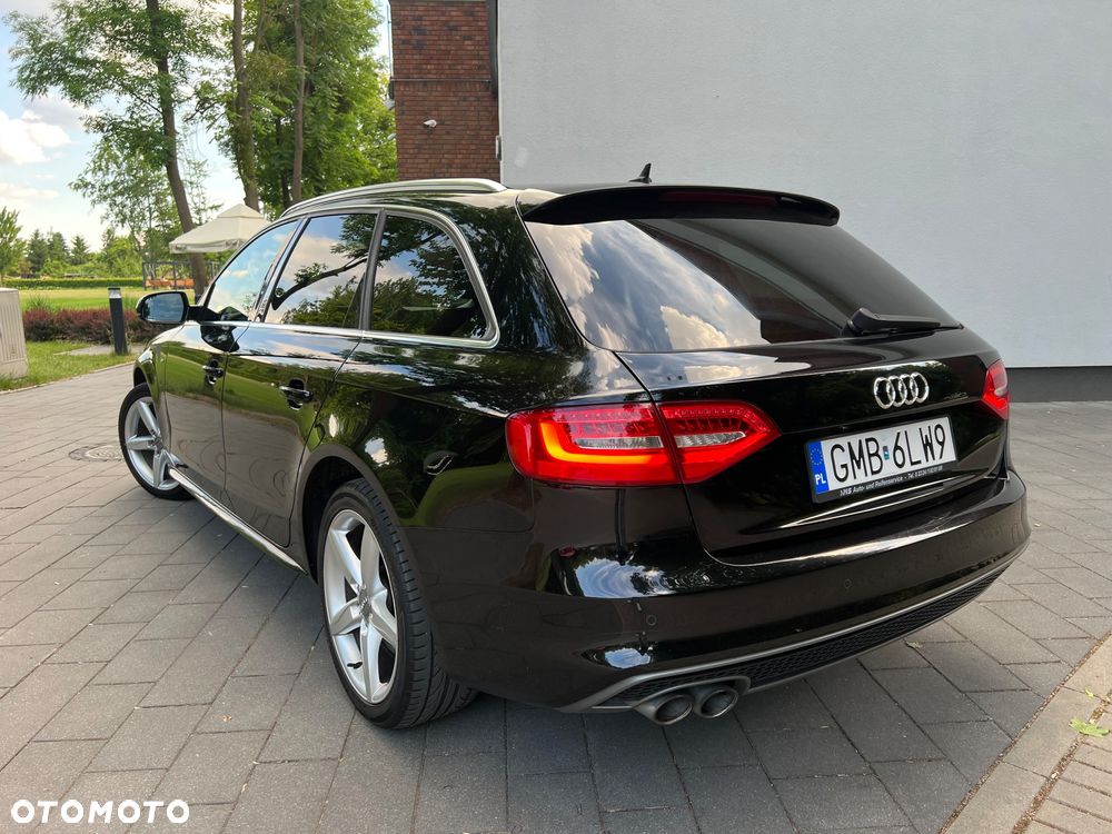 Audi A4 Avant 2.0 TDI DPF multitronic S line Sportpaket - 4