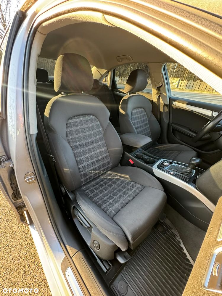 Audi A4 Limousine - 13