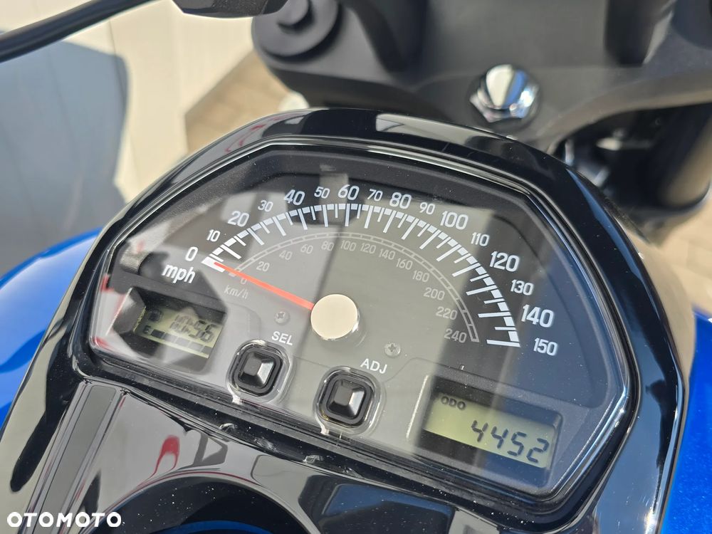 Suzuki Boulevard - 5