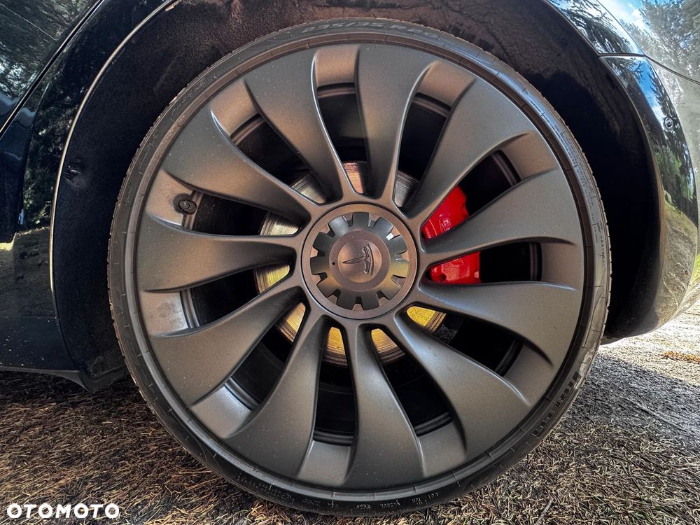 Tesla Model 3 - 14