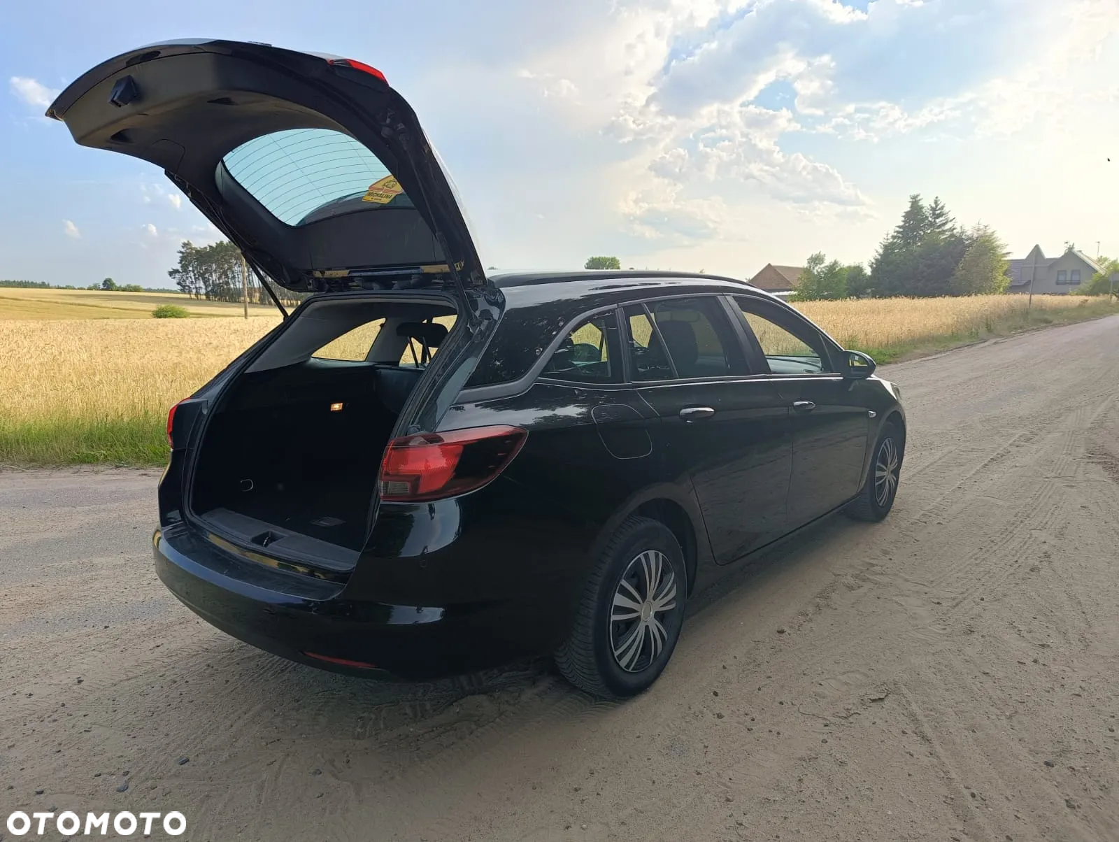 Opel Astra 1.6 D (CDTI) Sports Tourer Selection - 4