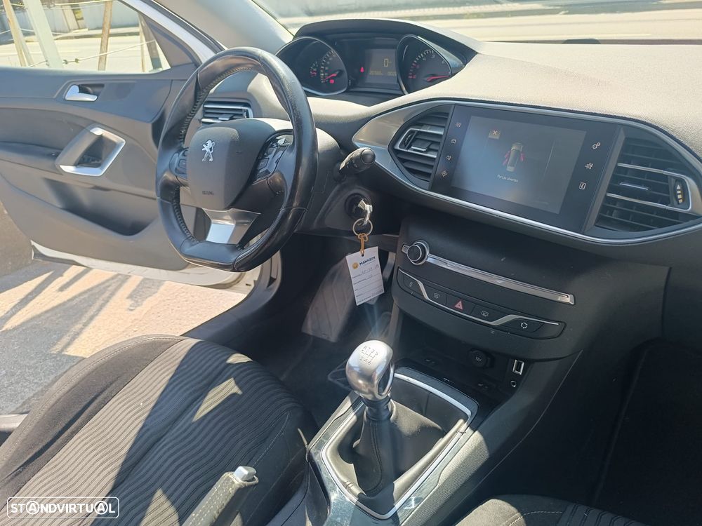 Peugeot 308 SW BlueHDi 120 Stop & Start Allure - 14