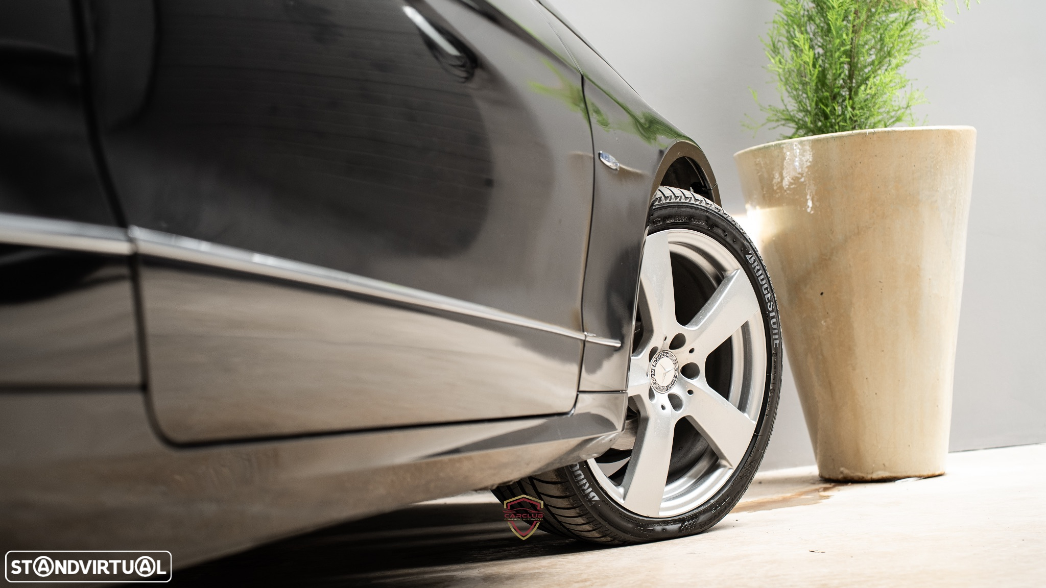 Mercedes-Benz E 220 CDi Avantgarde BlueEfficiency Auto - 10
