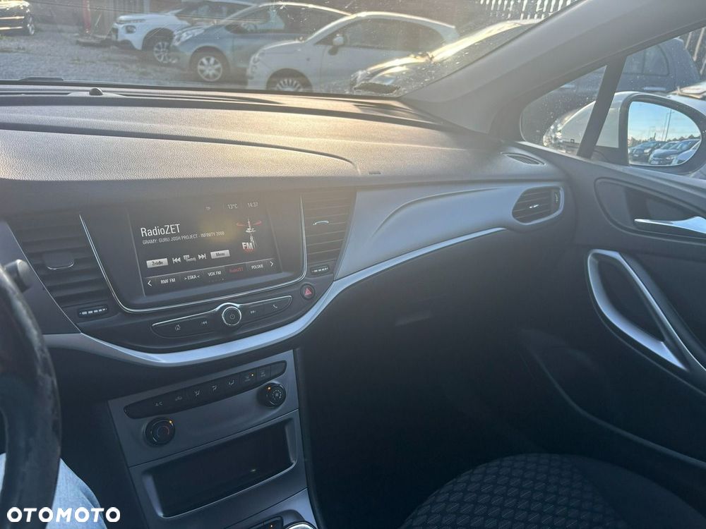 Opel Astra - 24