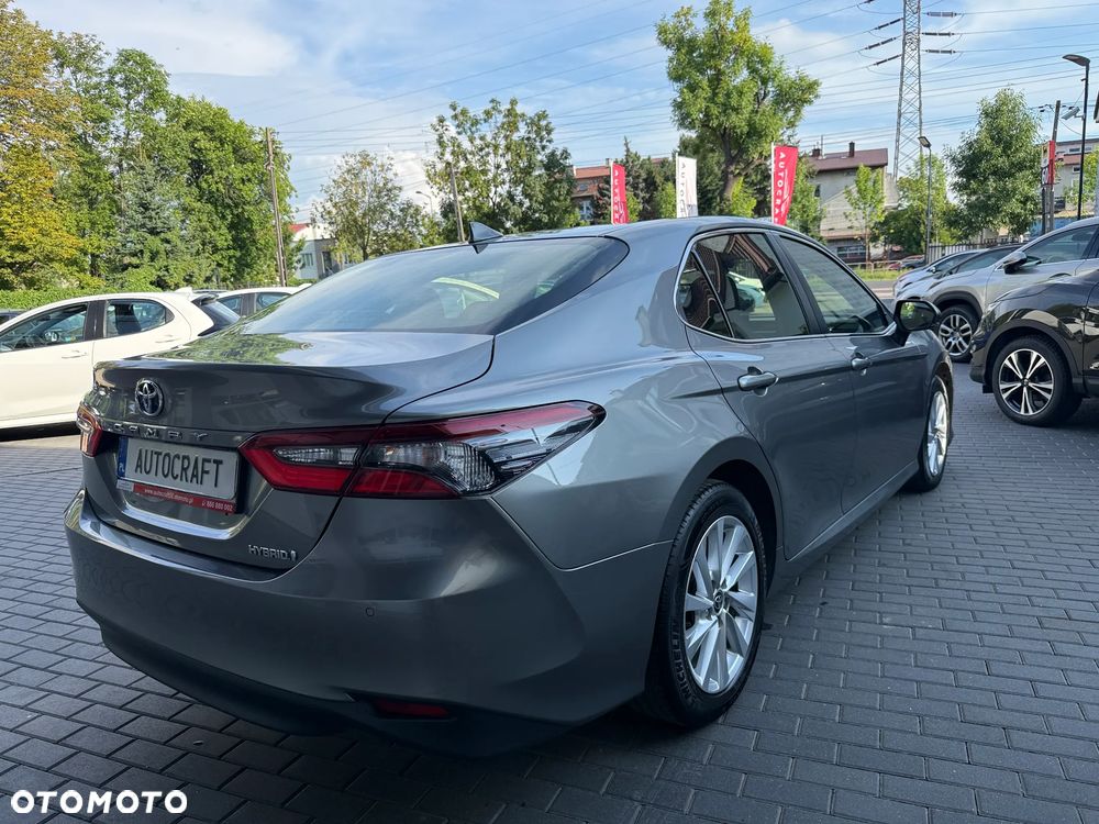 Toyota Camry 2.5 Hybrid Comfort CVT - 29