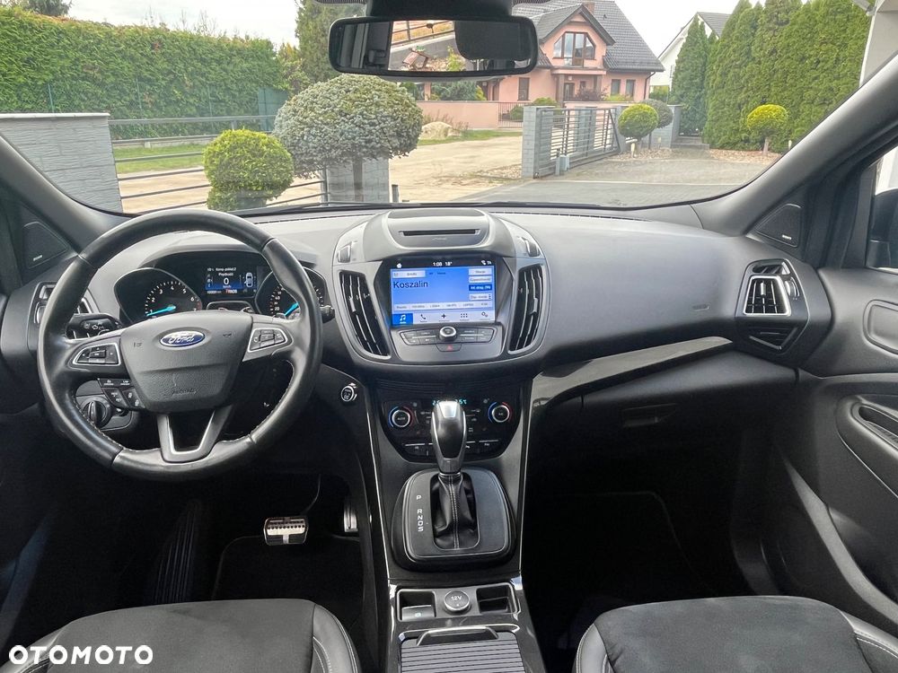 Ford Kuga - 13