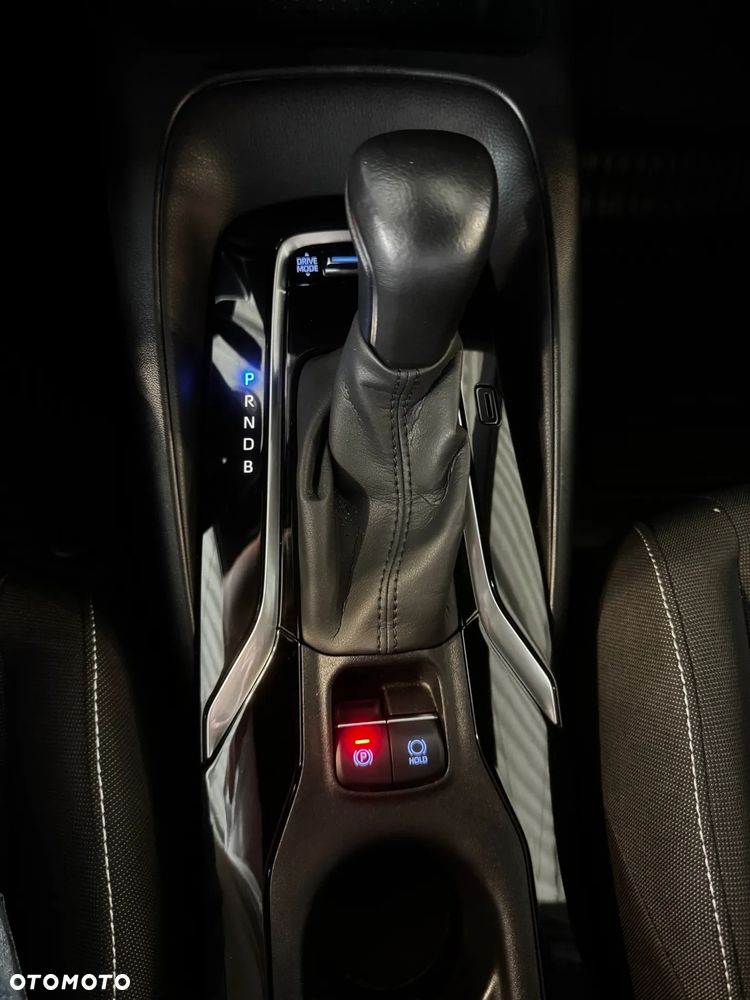 Toyota Corolla 1.8 Hybrid Comfort - 21