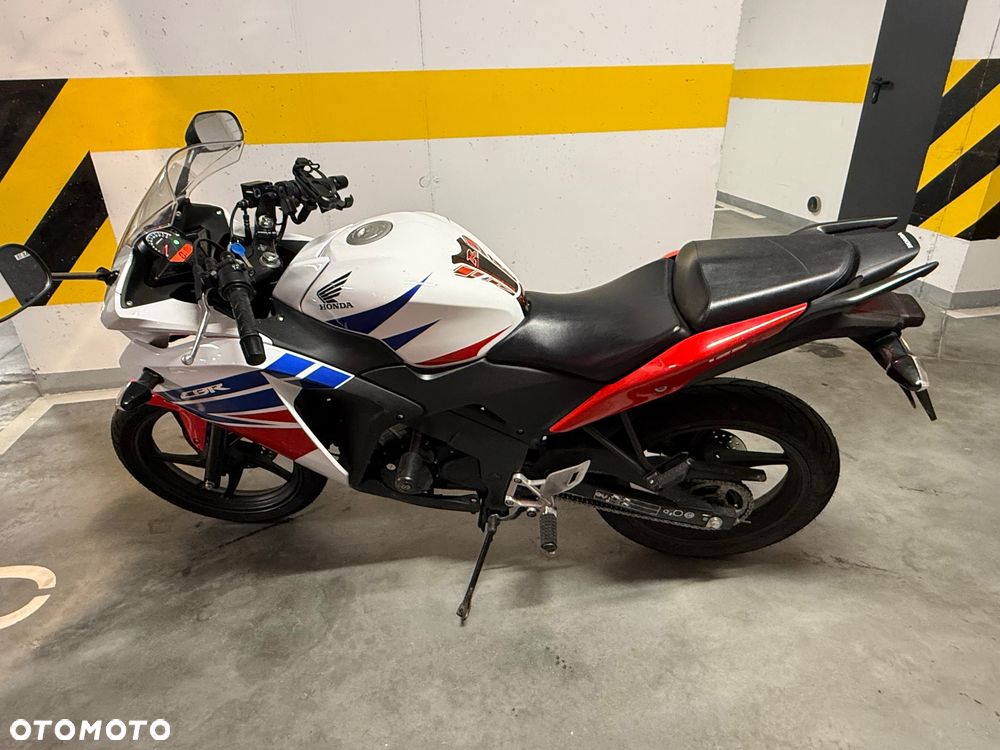 Honda CBR - 8