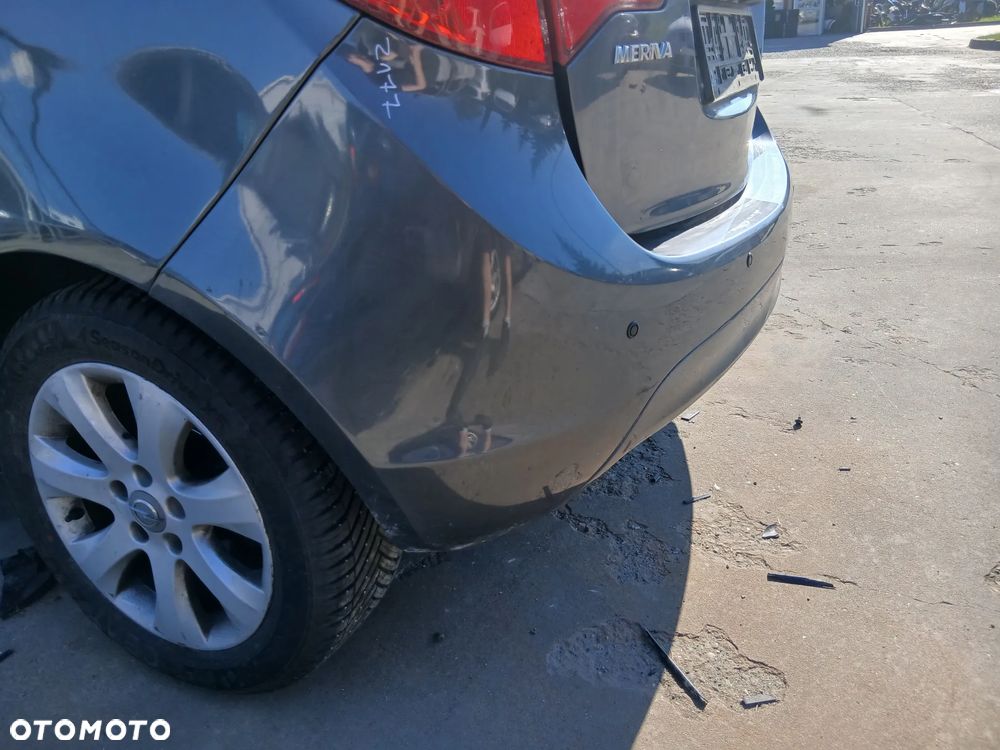 Opel Meriva B Zderzak Tył Tylny Czujniki Parkowania  Kolor Z177 - 3