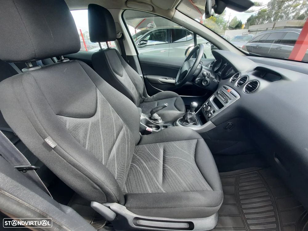 Peugeot 308 1.6 HDi Sport - 24